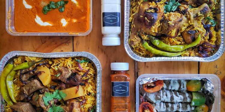 Check Out: Warm D'Lights for simple parties.