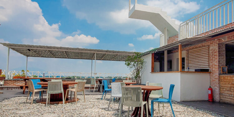 Rooftop Music Lounge and Coffee: An Aesthetic Rooftop Café in Pampanga