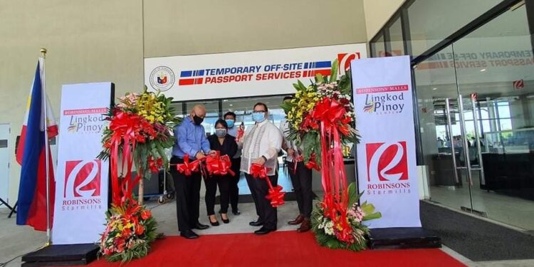 The Department of Foreign Affairs opens a temporary off-site passport service center at Robinson Starmills