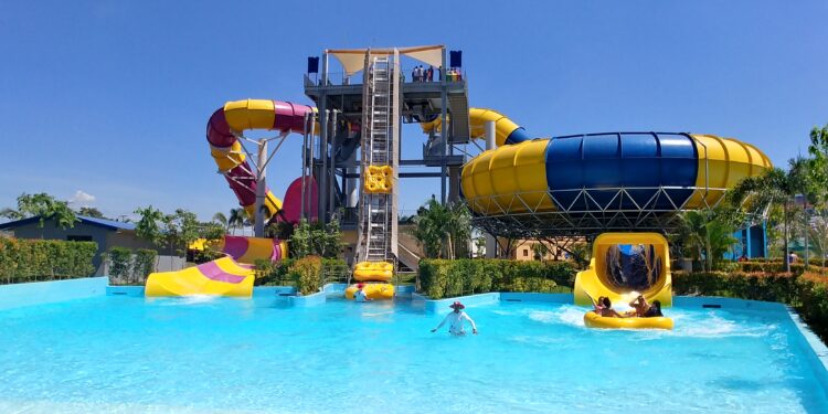 Photo by commons.wikimedia