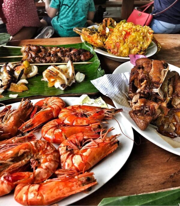 10 Pick: Ten Delicious Destinations for Family Dining in San Fernando ...