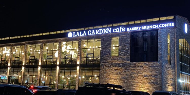 Photo by :Lala Garden Cafe