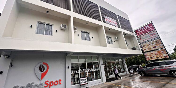 Every Day Feels Like Paradise at Coffee Spot Marisol