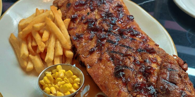 TGI Fridays Pampanga Just Made Dining Out a Whole Lot Happier