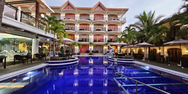Discovering Clarkton Hotel: The Hidden Staycation Spot We Wish We Visited Sooner